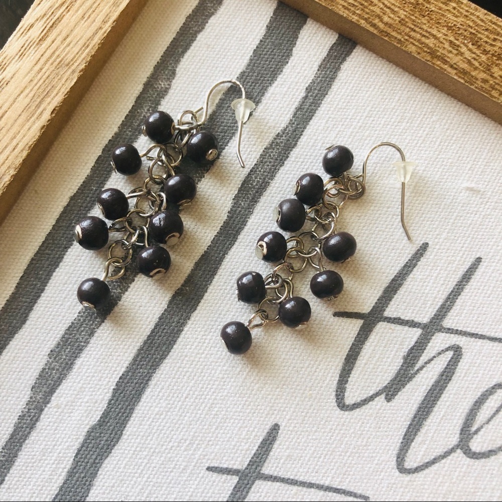 🌸Dangle earrings handmade black beads - Picture 2 of 4